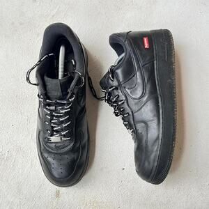 Supreme Air Force One Sneakers Men’s Size 12 Classic Streetwear Collaboration